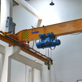 Our Cranes Hoist